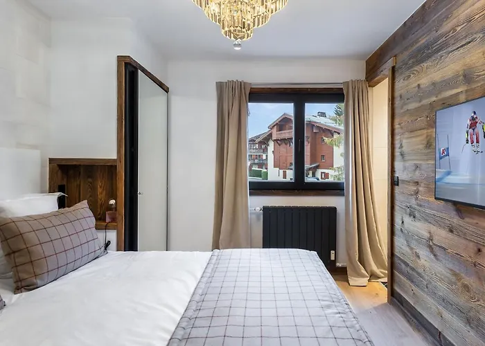 Rénové, 3 Chambres, Balcon Ensoleillé, Proche Centre Et Remontées Mécaniques à - Fr-1-569-26 *