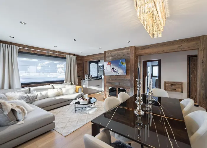 Rénové, 3 Chambres, Balcon Ensoleillé, Proche Centre Et Remontées Mécaniques à - Fr-1-569-26